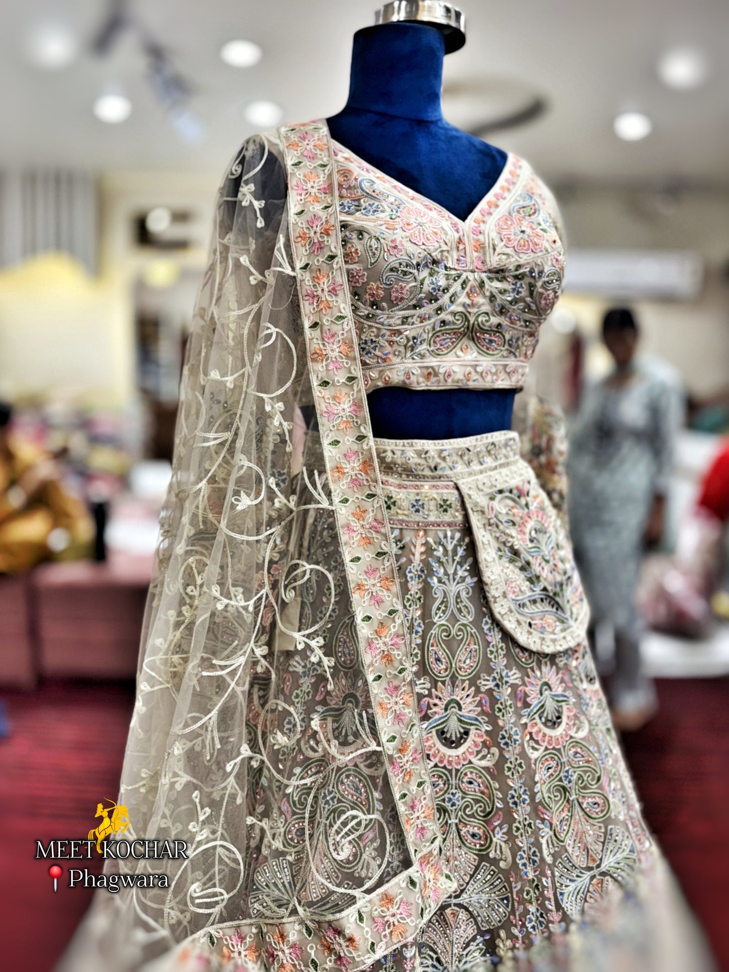 Lehenga (G000JK)