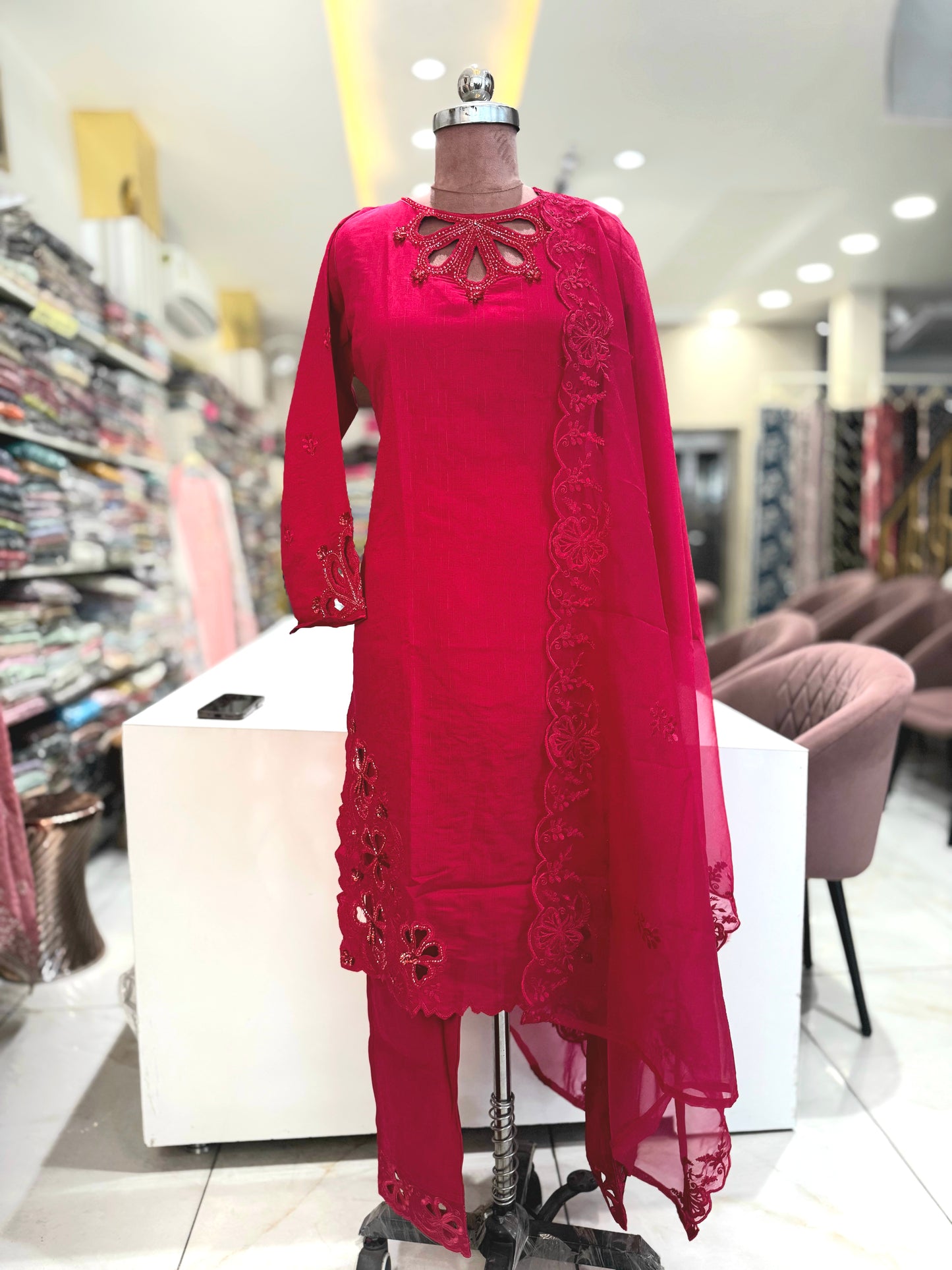 Pakistani suit(M)