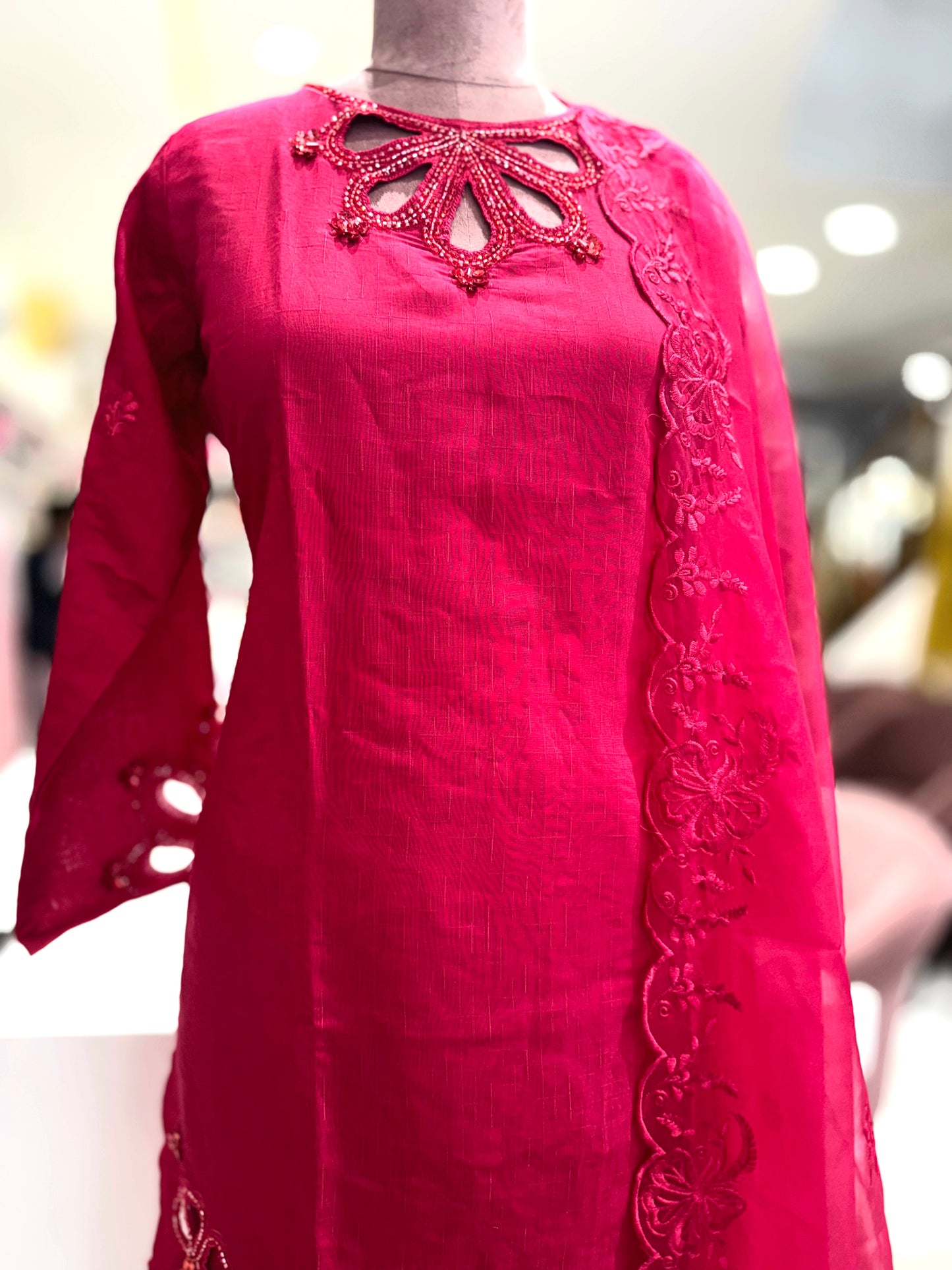 Pakistani suit(M)