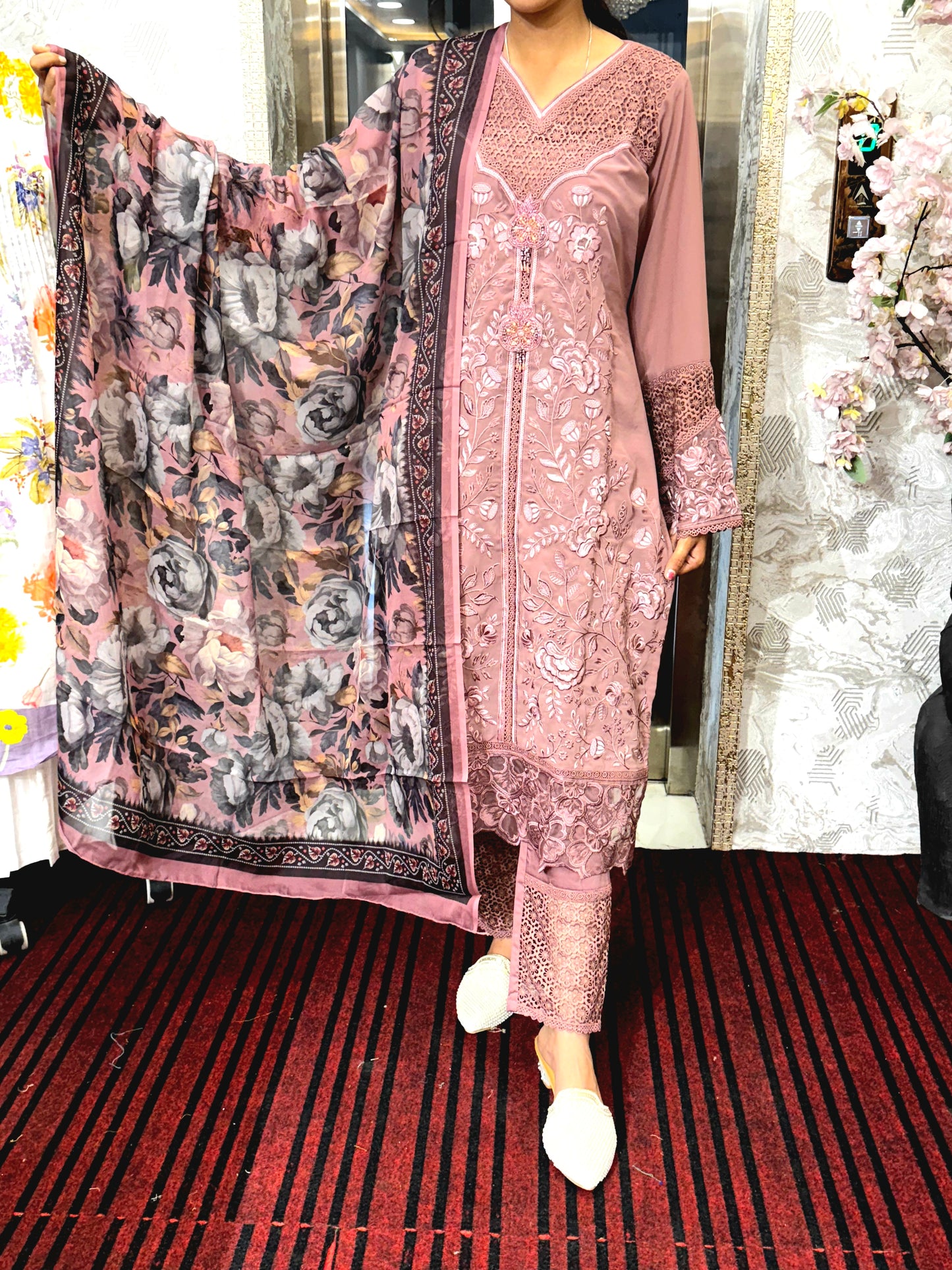Pakistani suit(M)