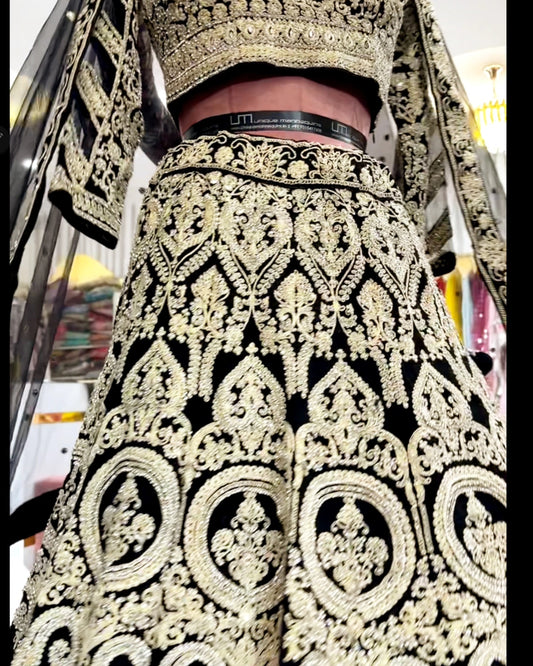 LEHENGA (G01NL)
