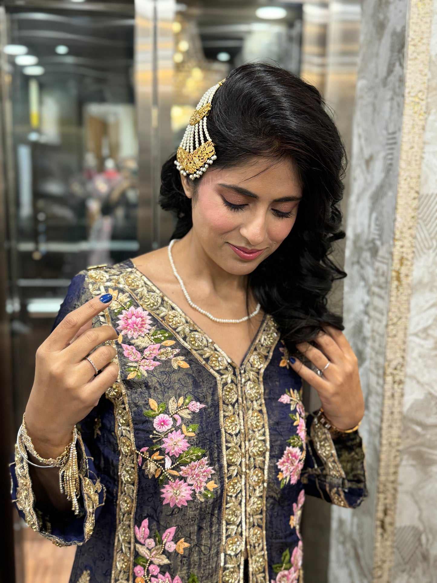 Pakistani suit (M)