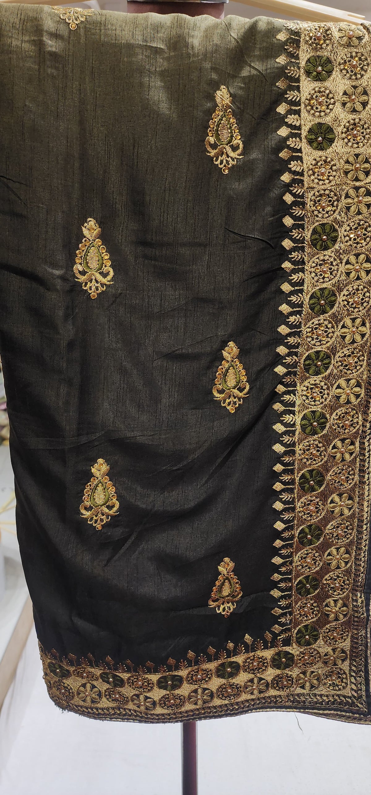 Saree(F000ZD)