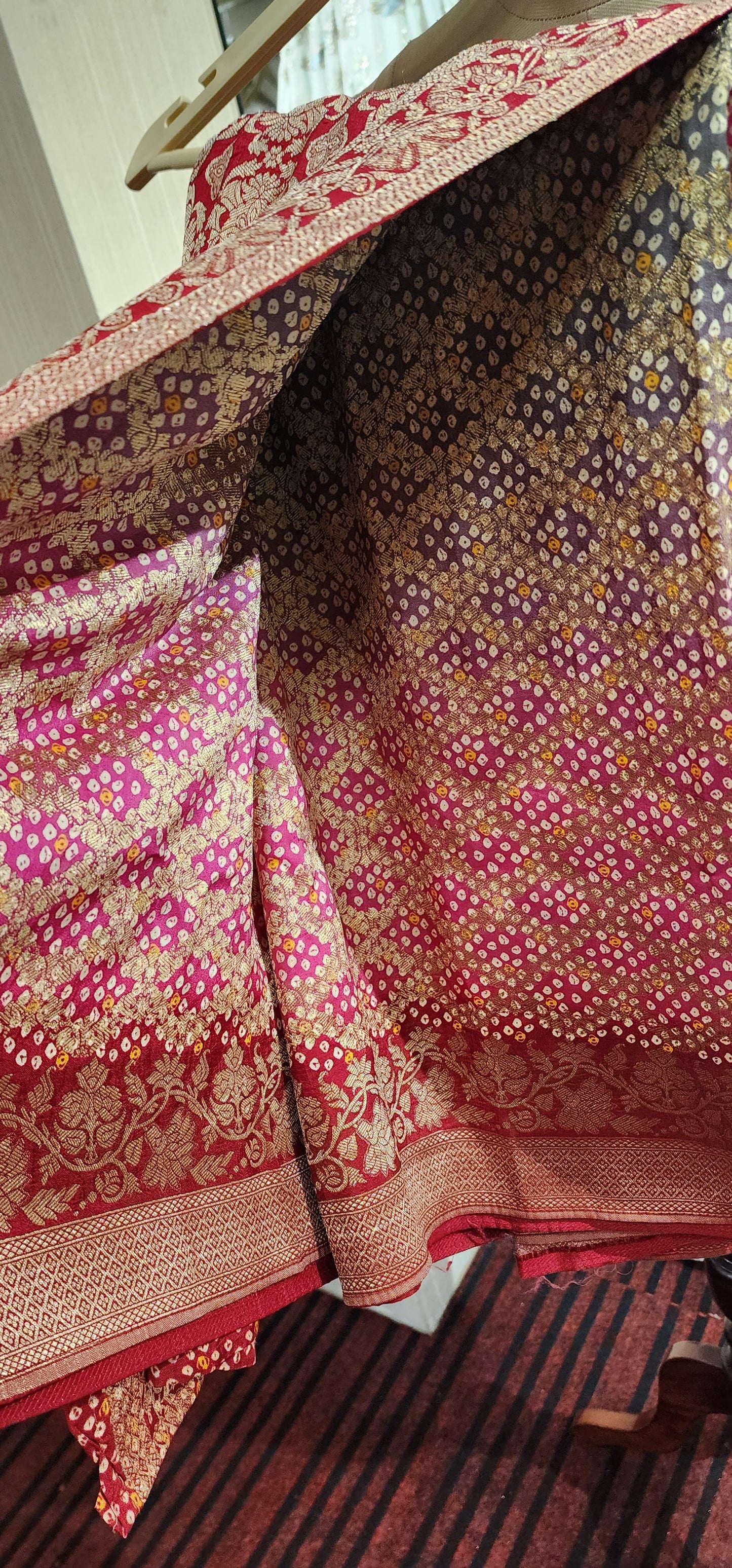 Saree (G01N2)