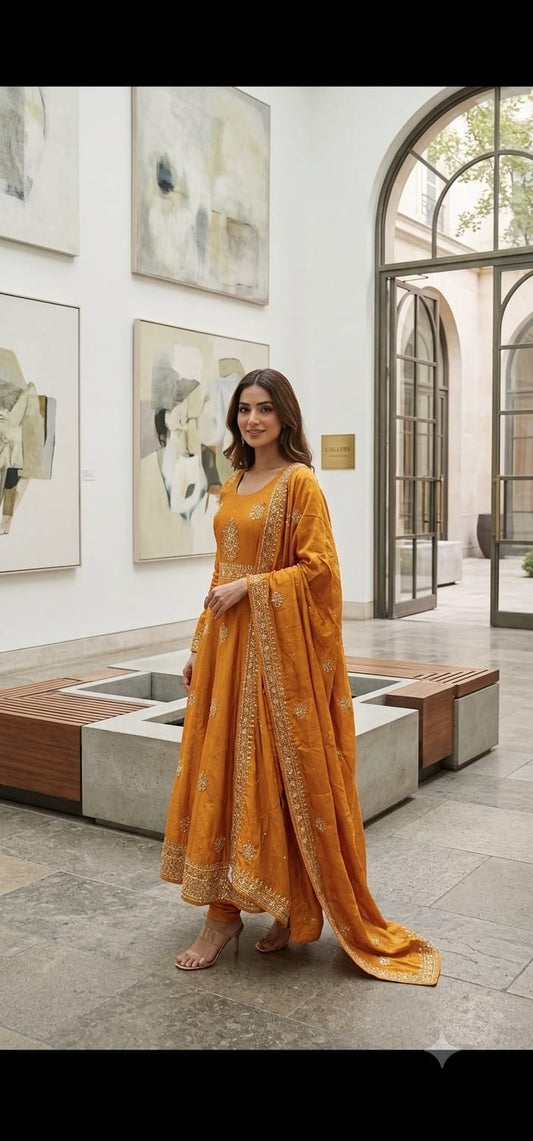 Anarkali suit (F000QS)