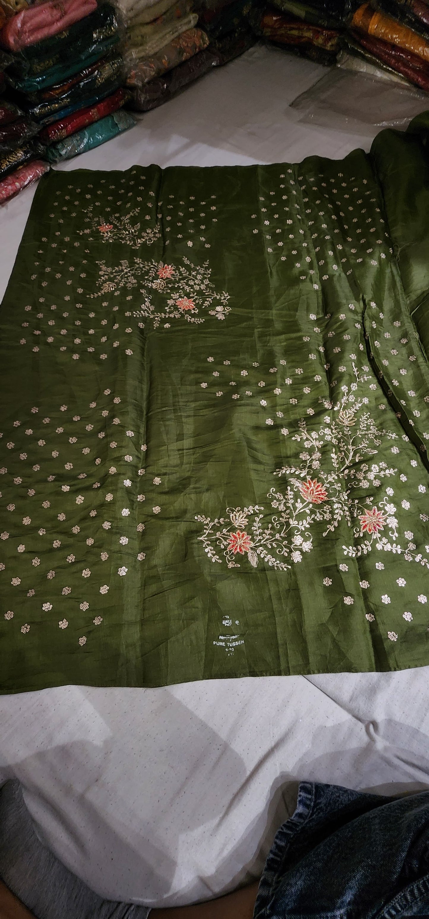 Saree (F000Y1)