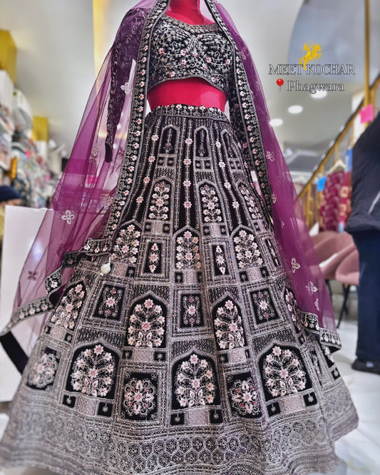 LEHENGA (702656)