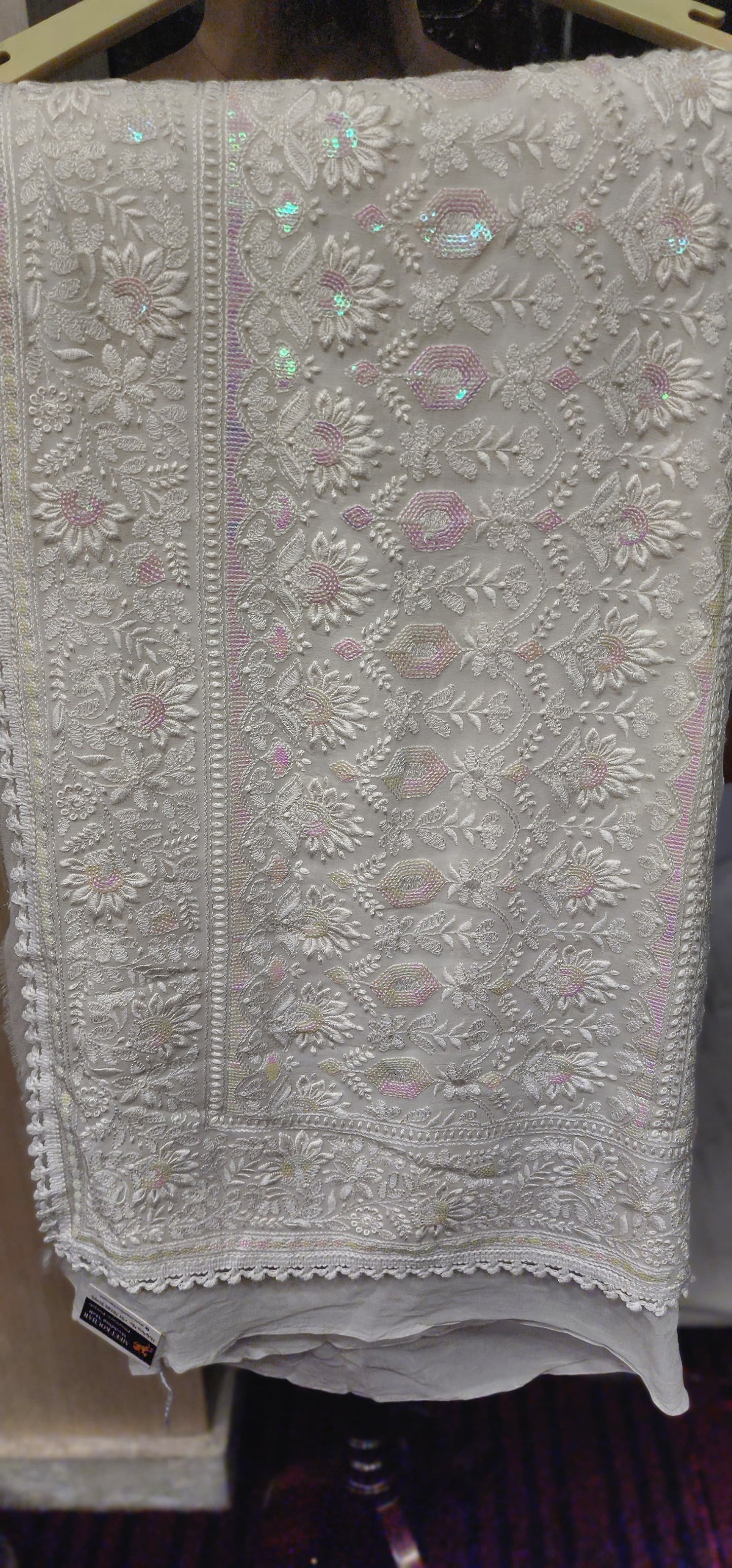 Saree (G000MQ)