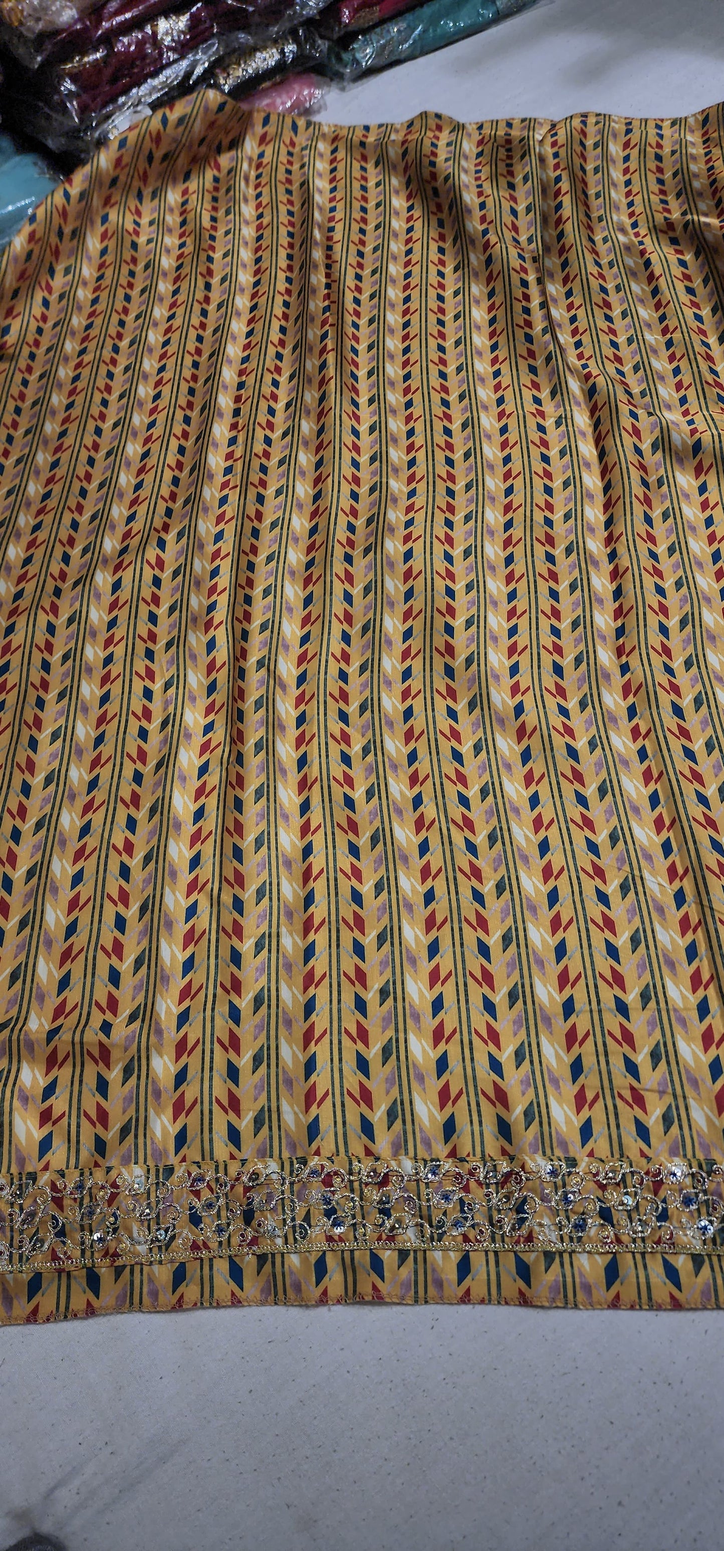 Saree (G000PO)