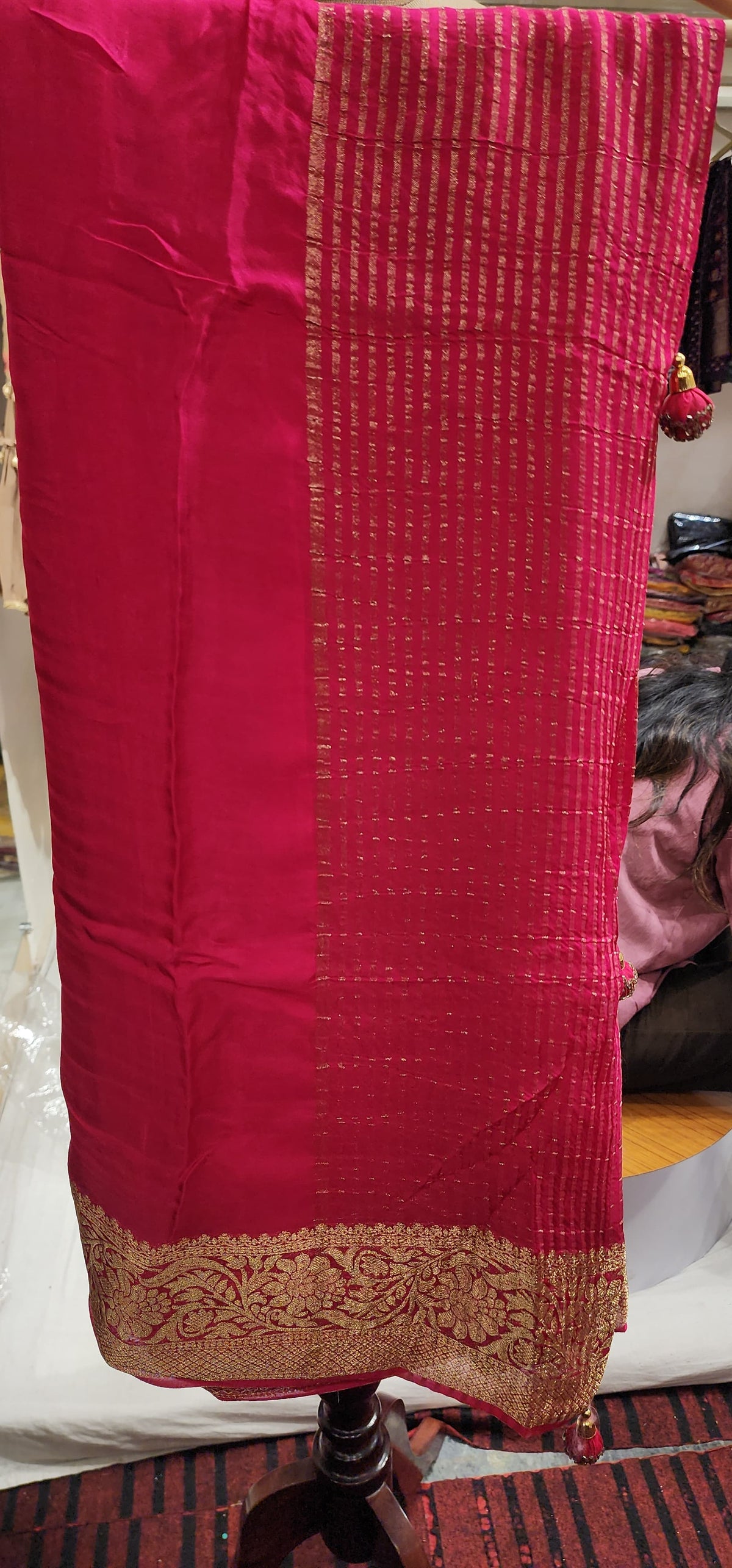 Saree (G000N6)