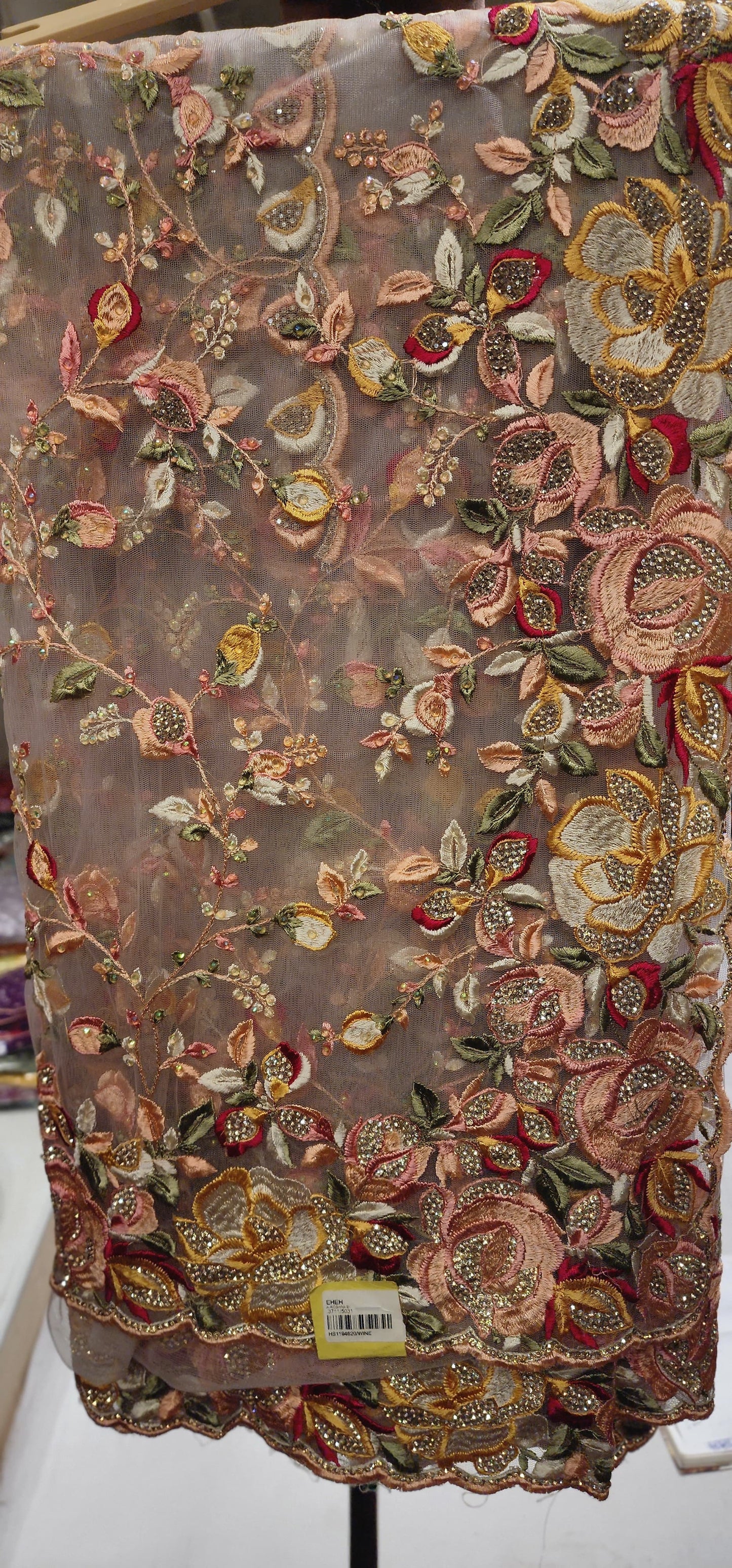 Saree (F002CX)