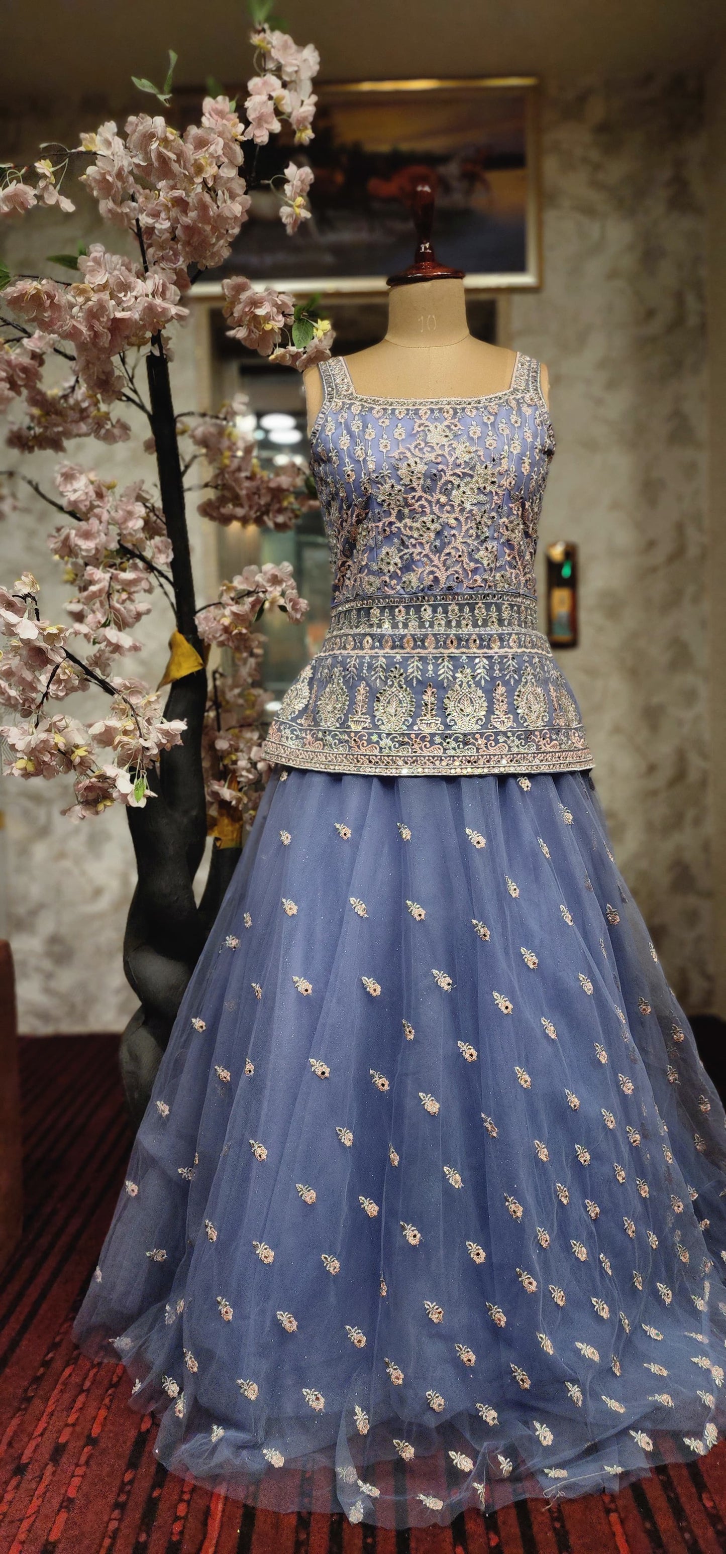 Dress (F002D1)
