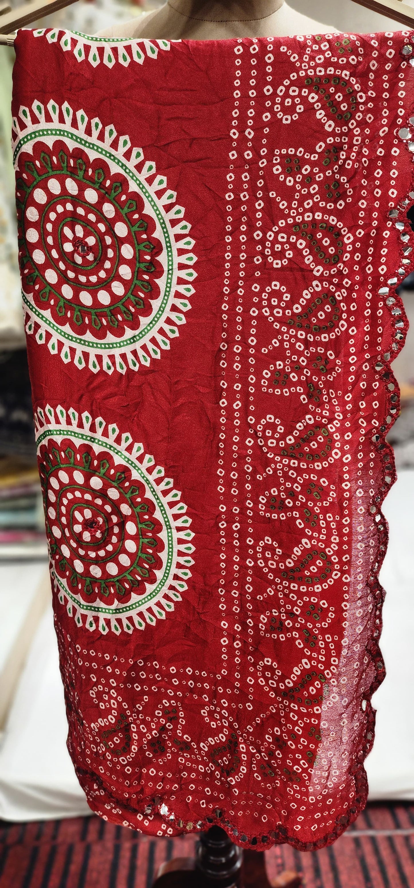 Saree (G01QF)