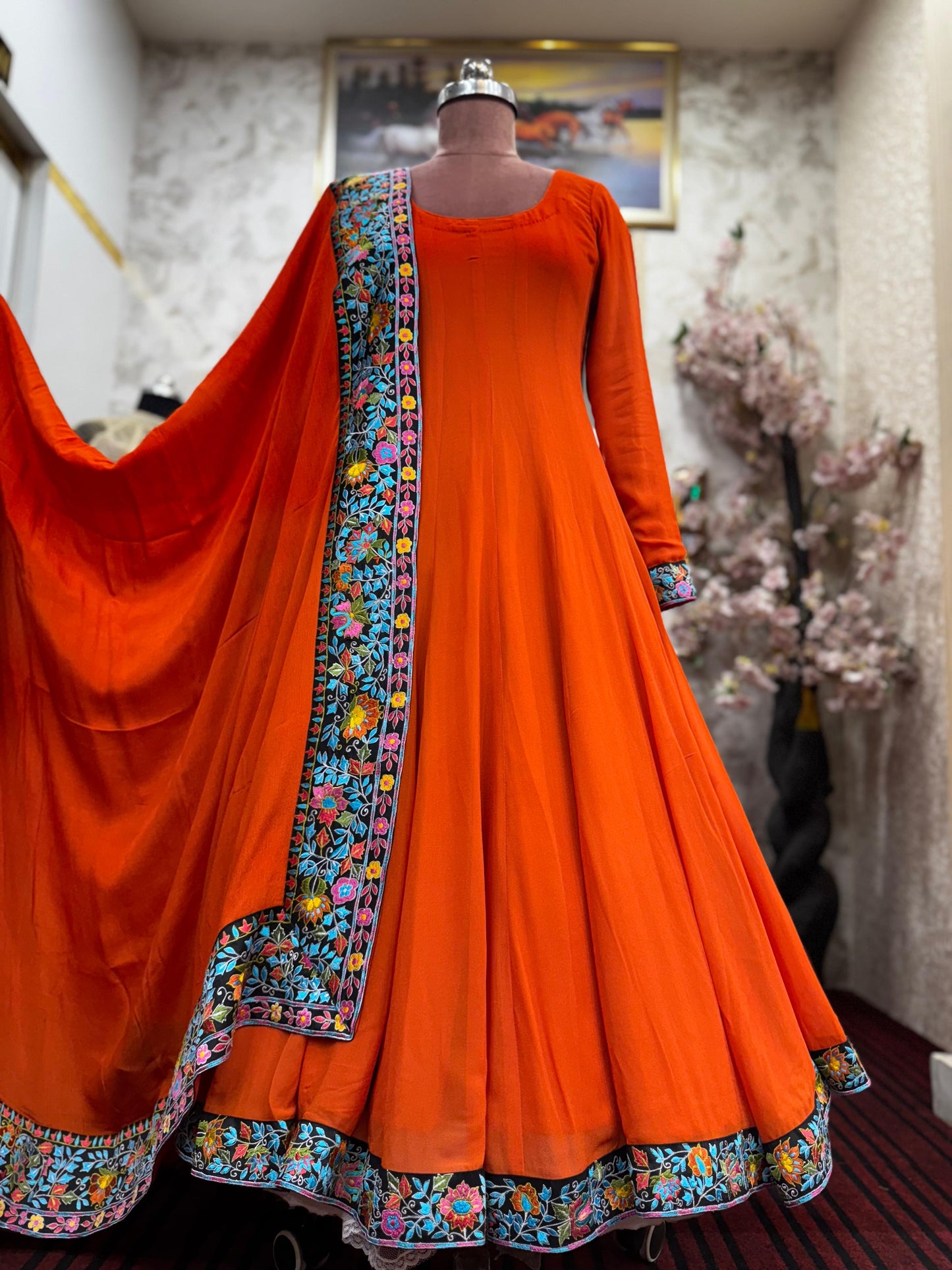 Anarkali suit (M)