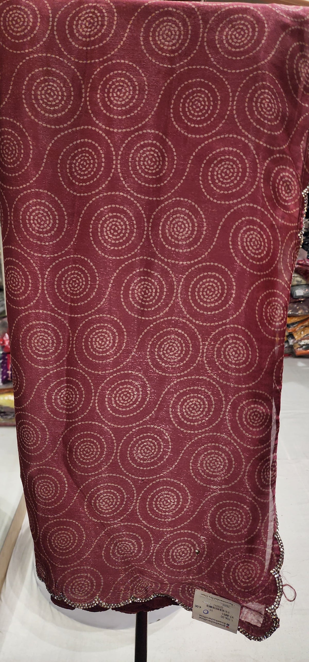 Saree (G000NJ)