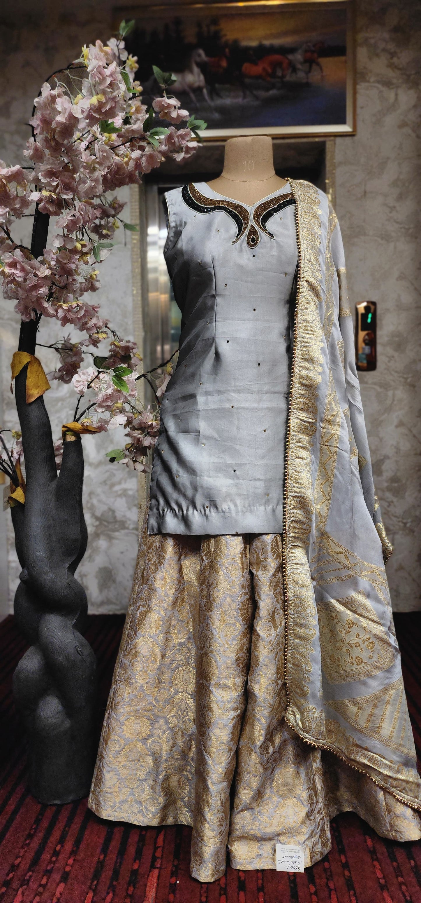 Sharara suit (M)