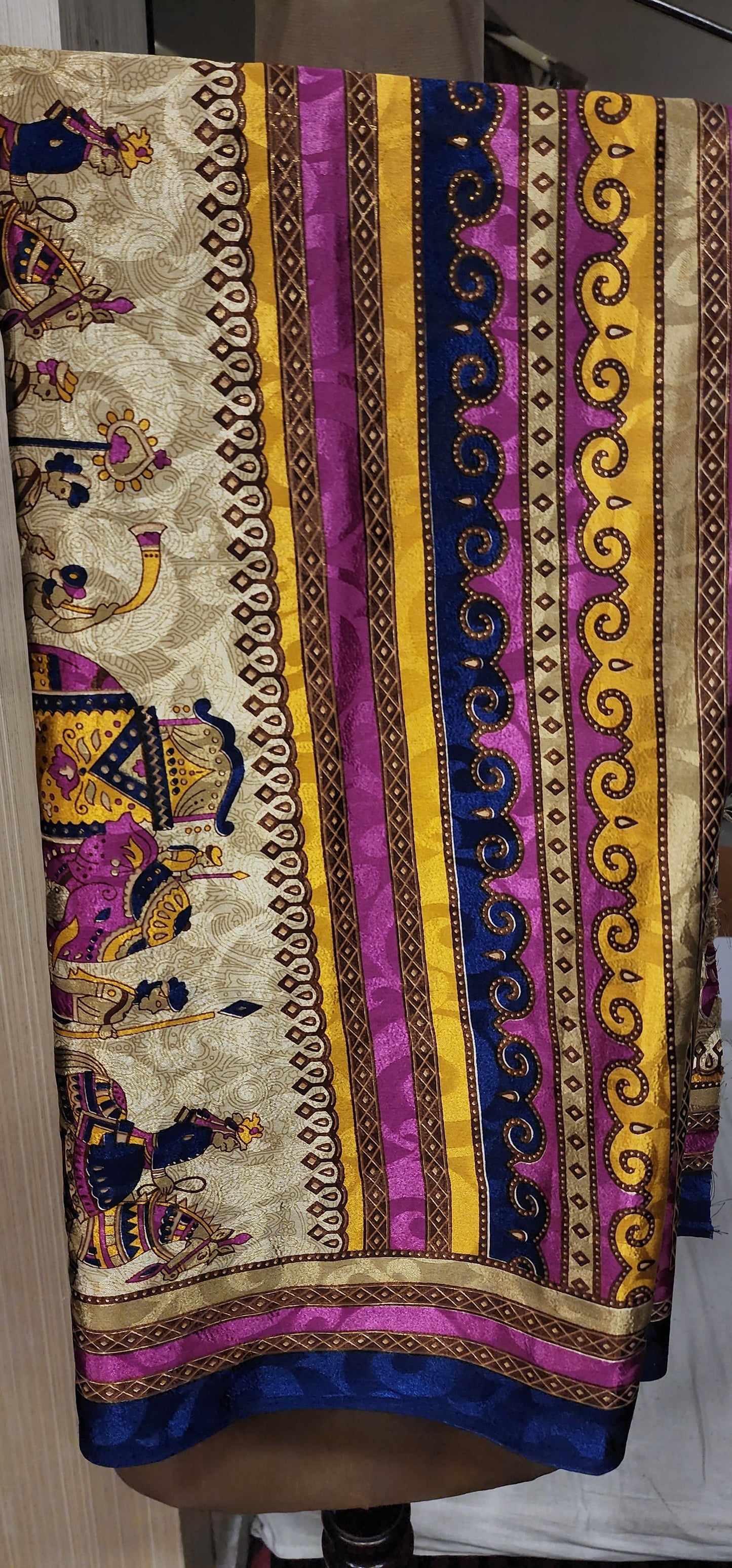 Saree (M)
