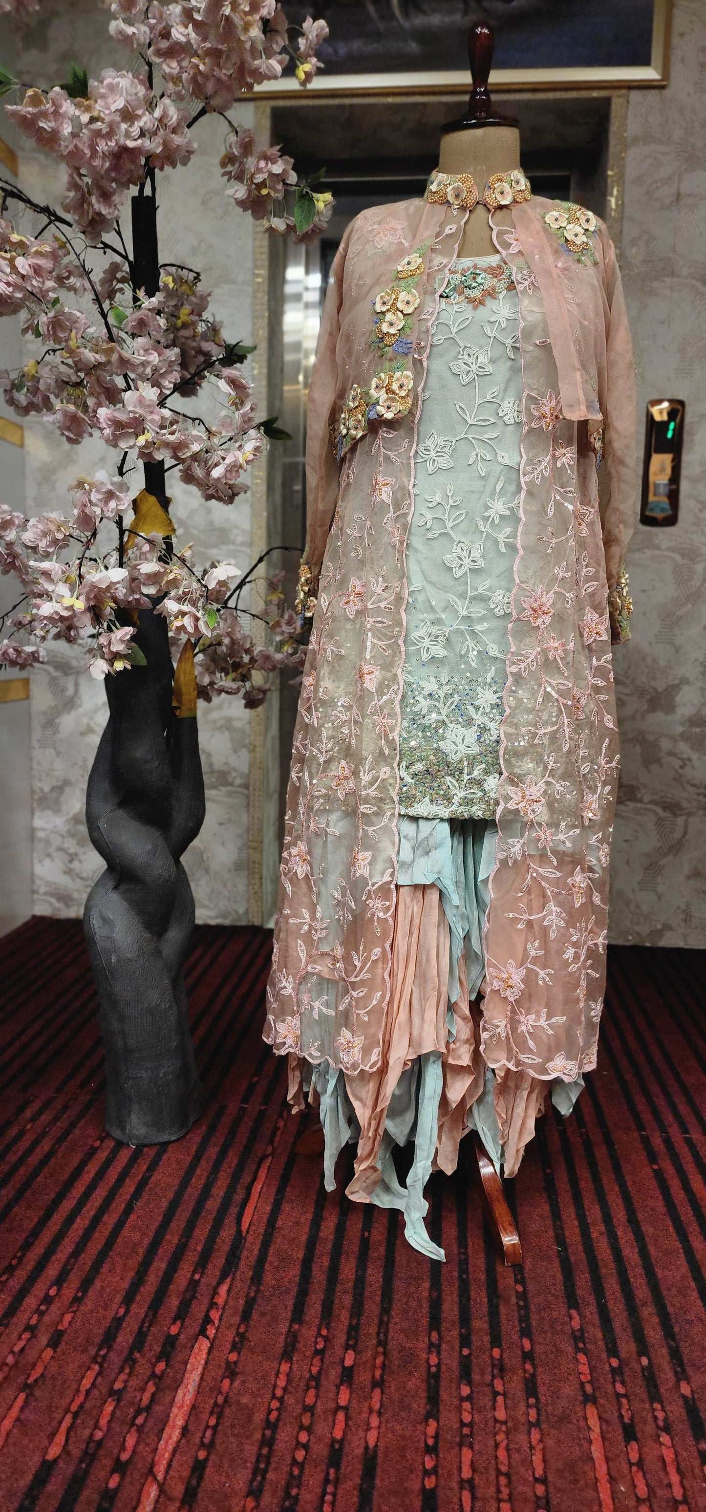 Sharara suit (M)