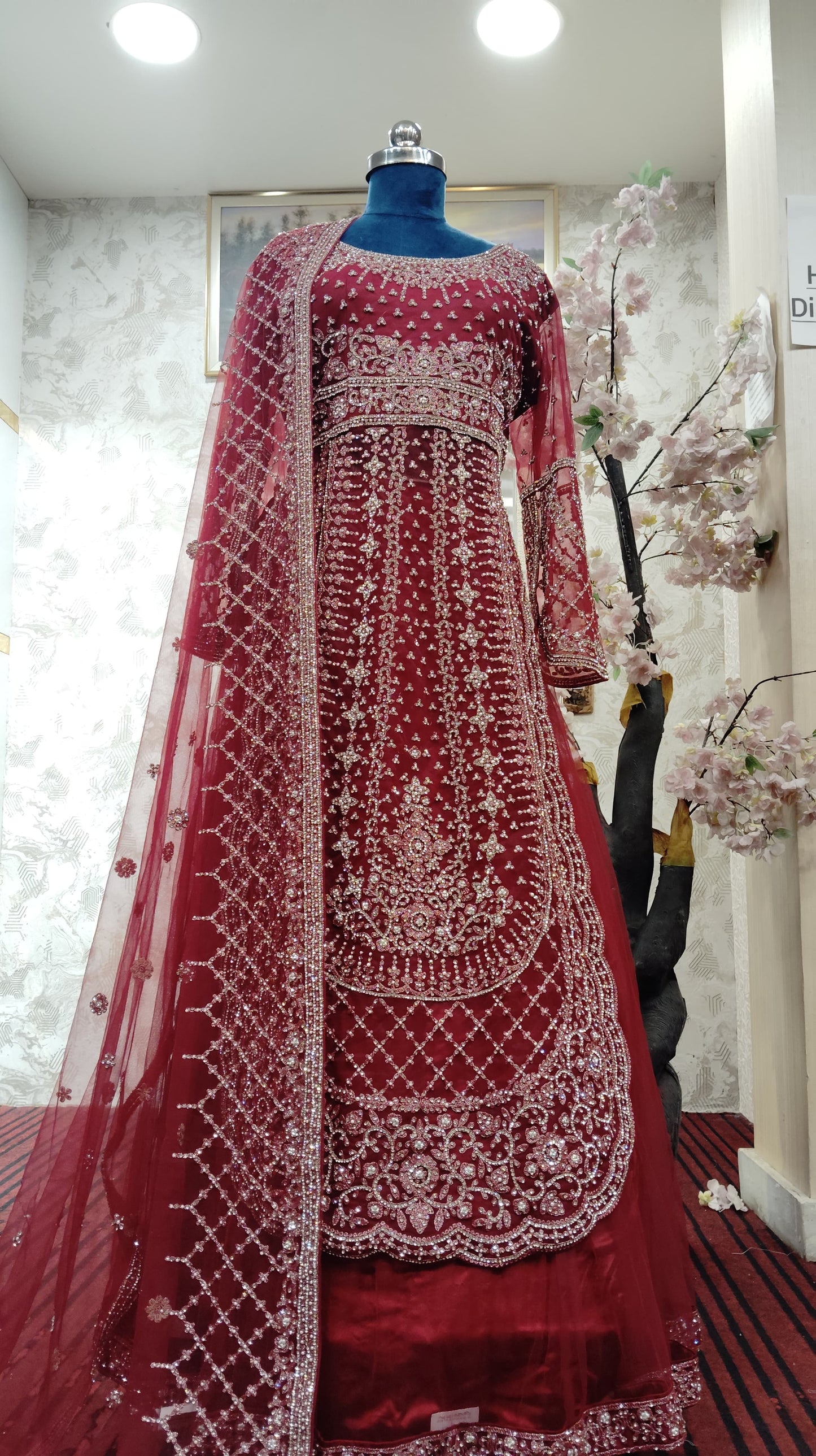 Wedding dress (F001JZ)