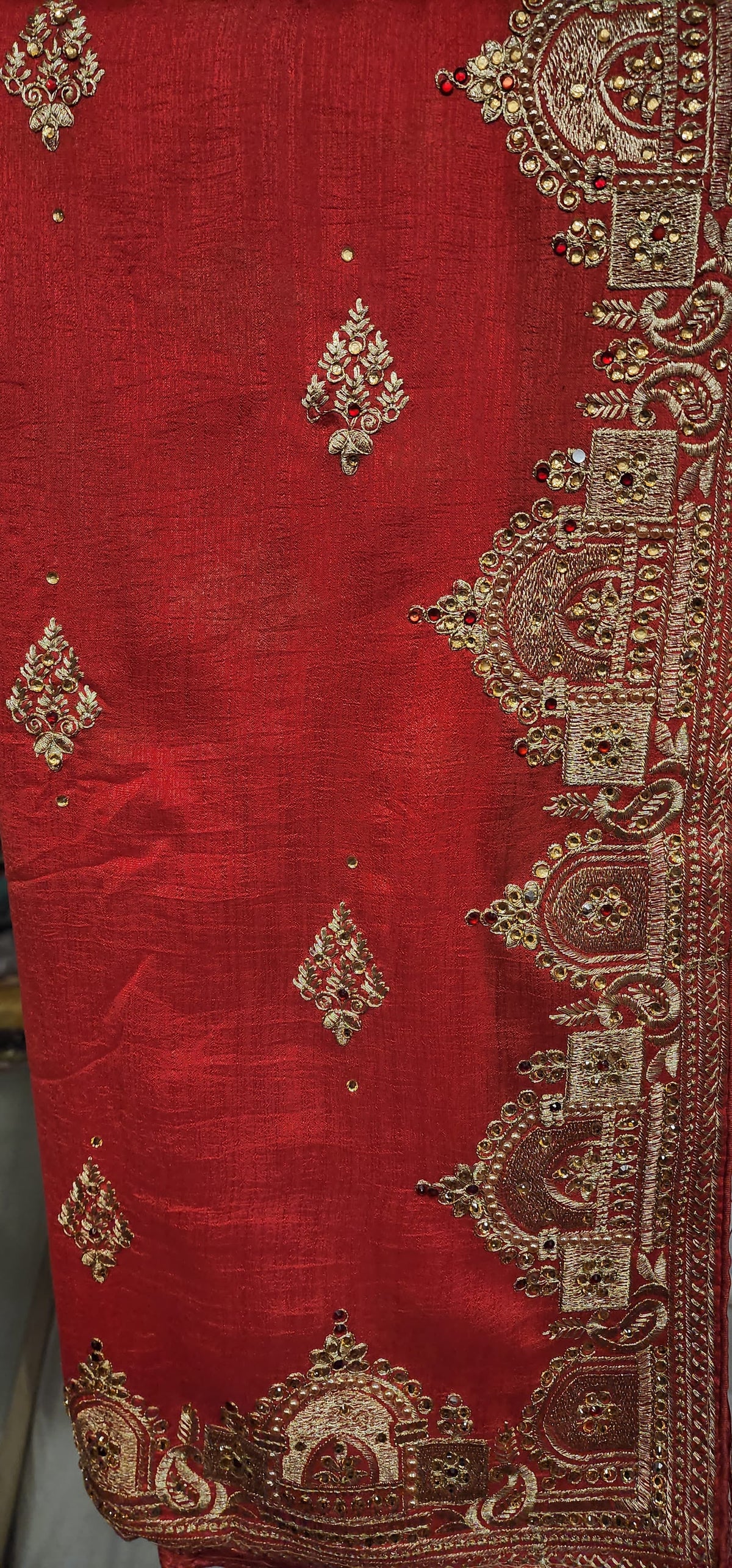 Saree (F000ZA)