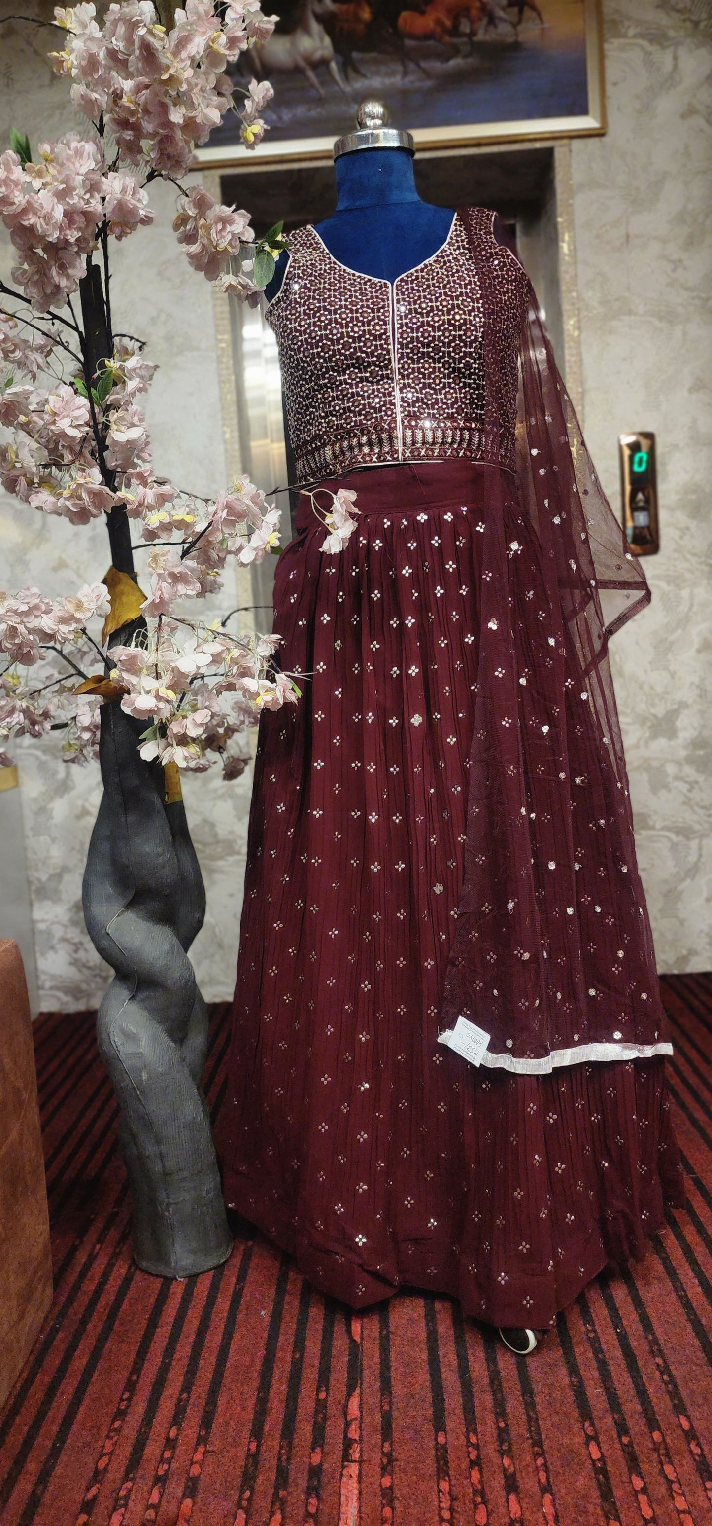 Dress (F000YC)
