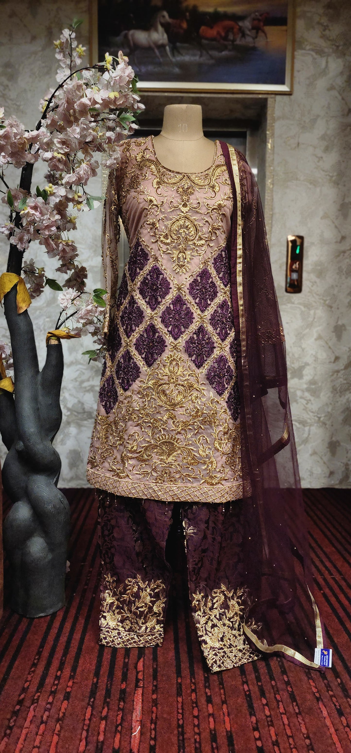 Suit (F001PC)