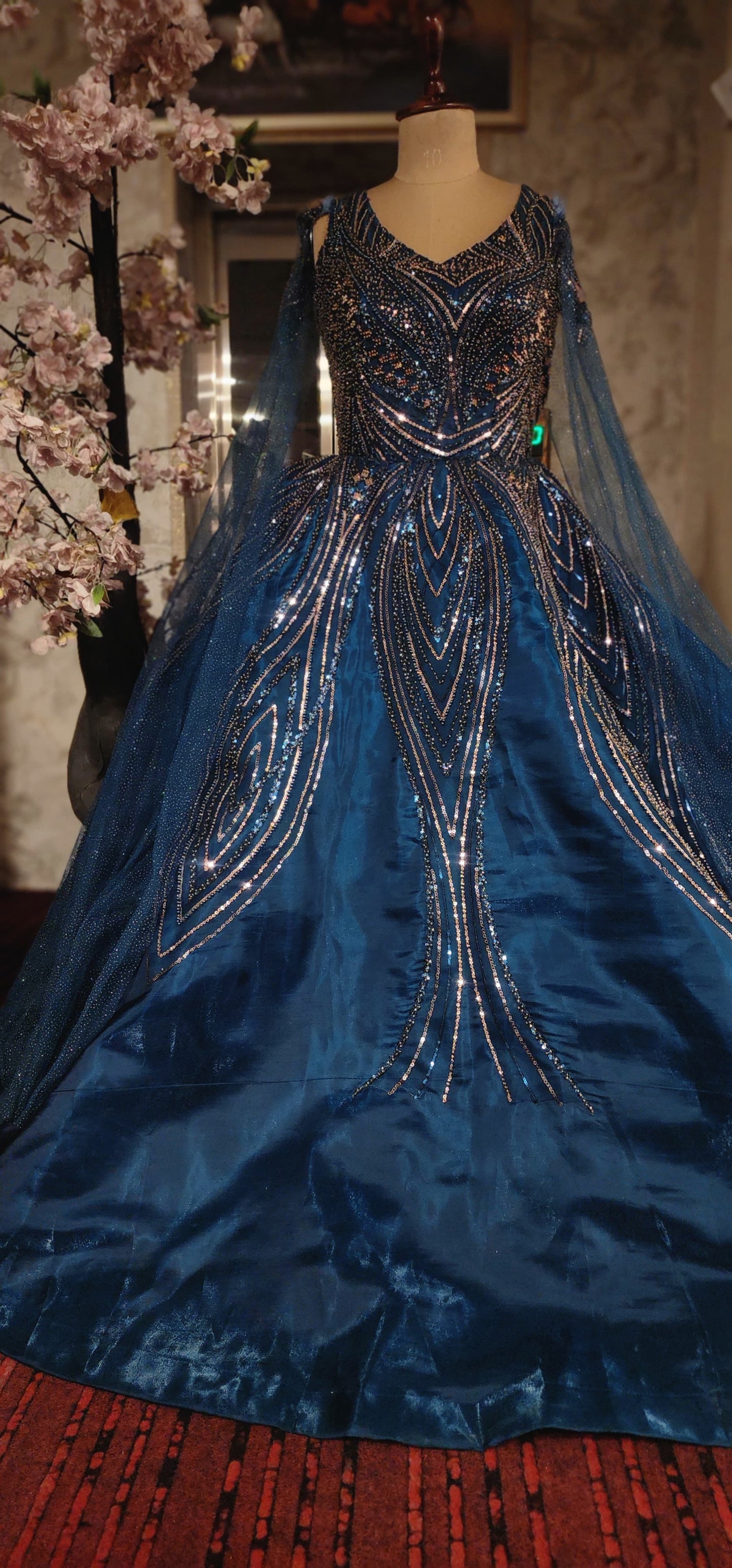 Gown (72956)