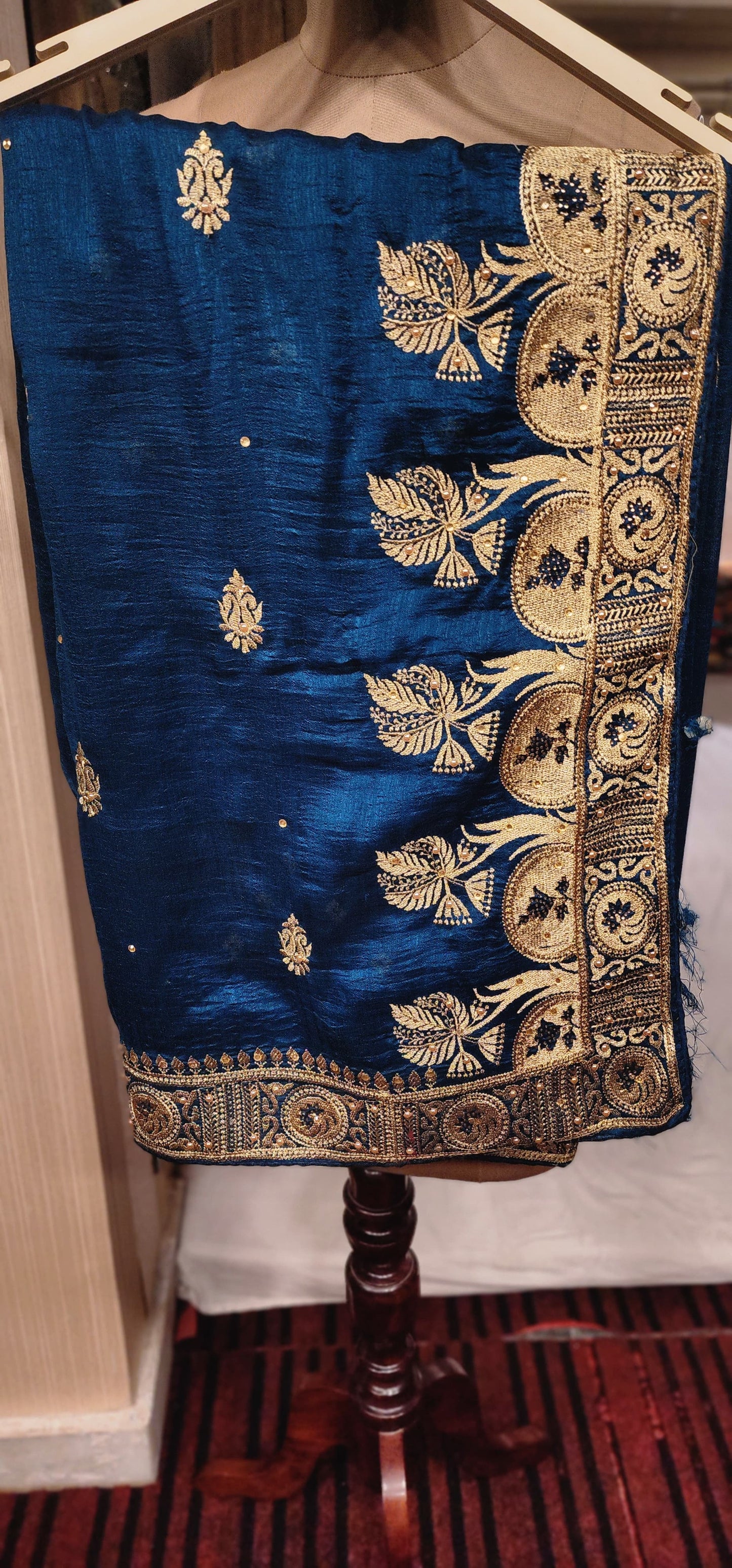 Saree (F000ZE)
