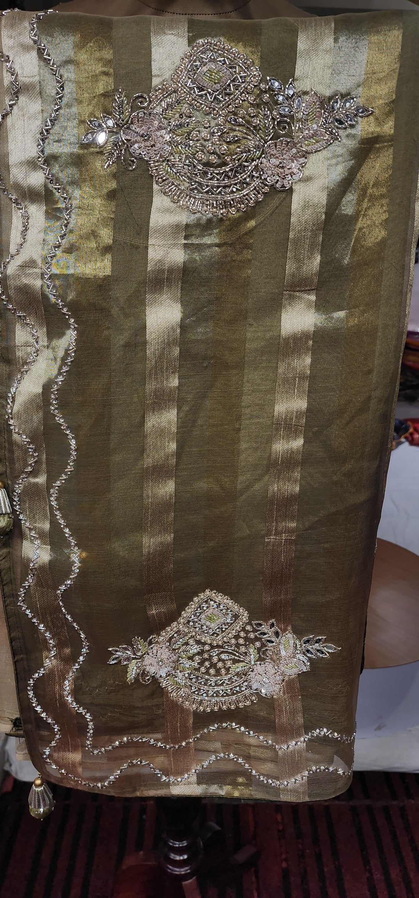 Saree (G01F9)