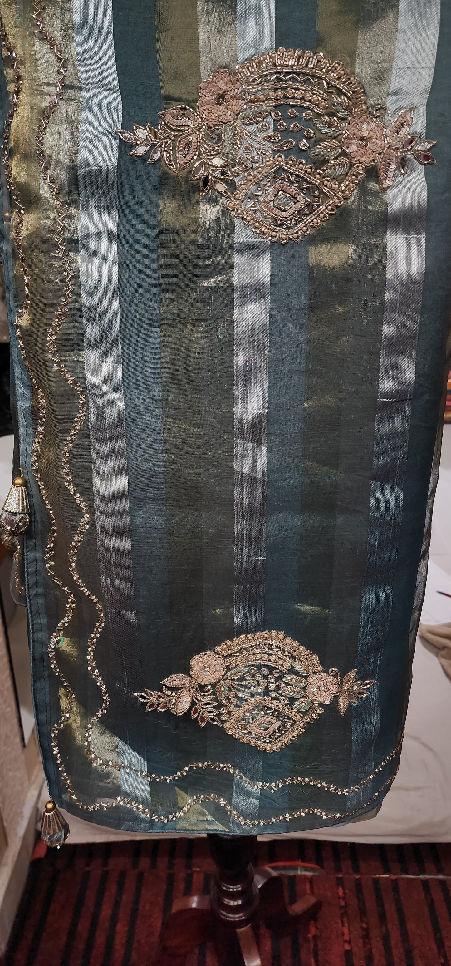 Saree (G01F9)