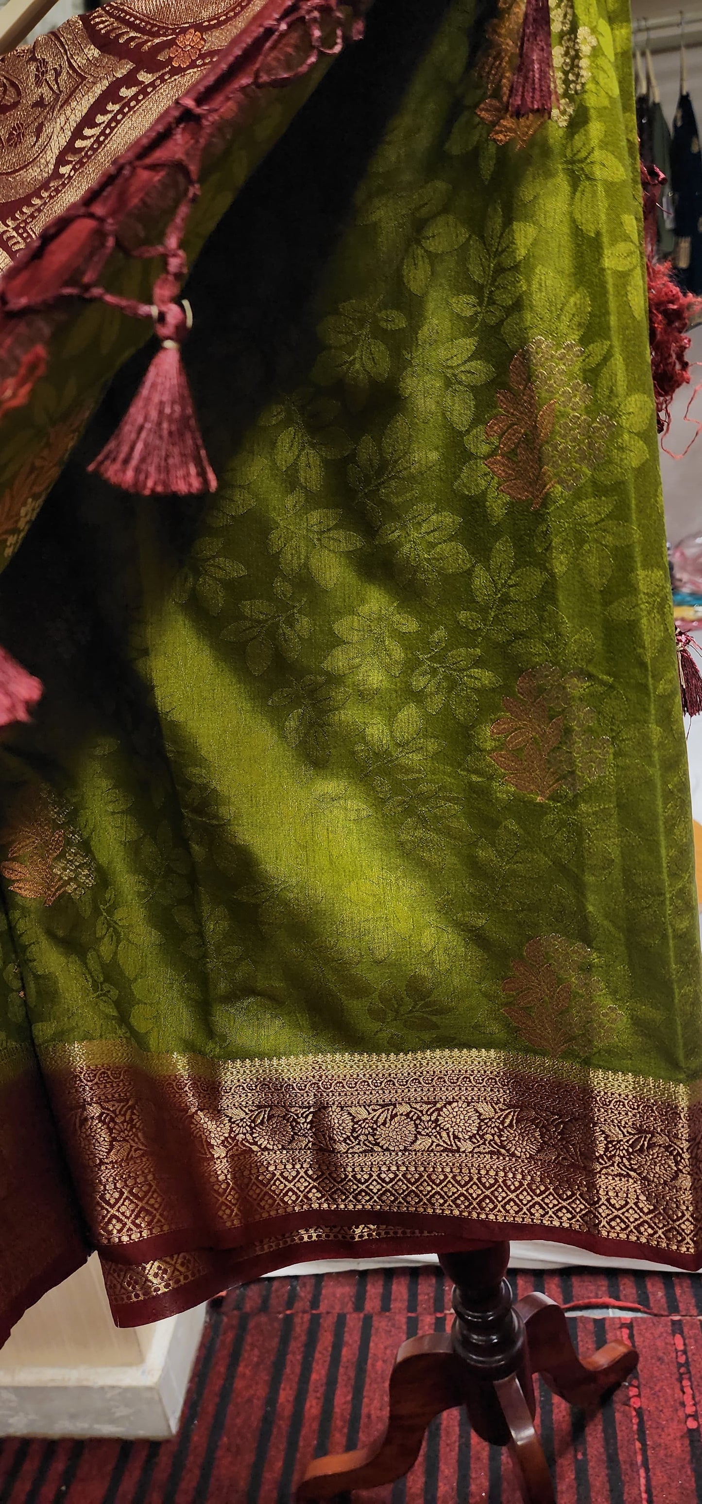 Saree ( G01M8)