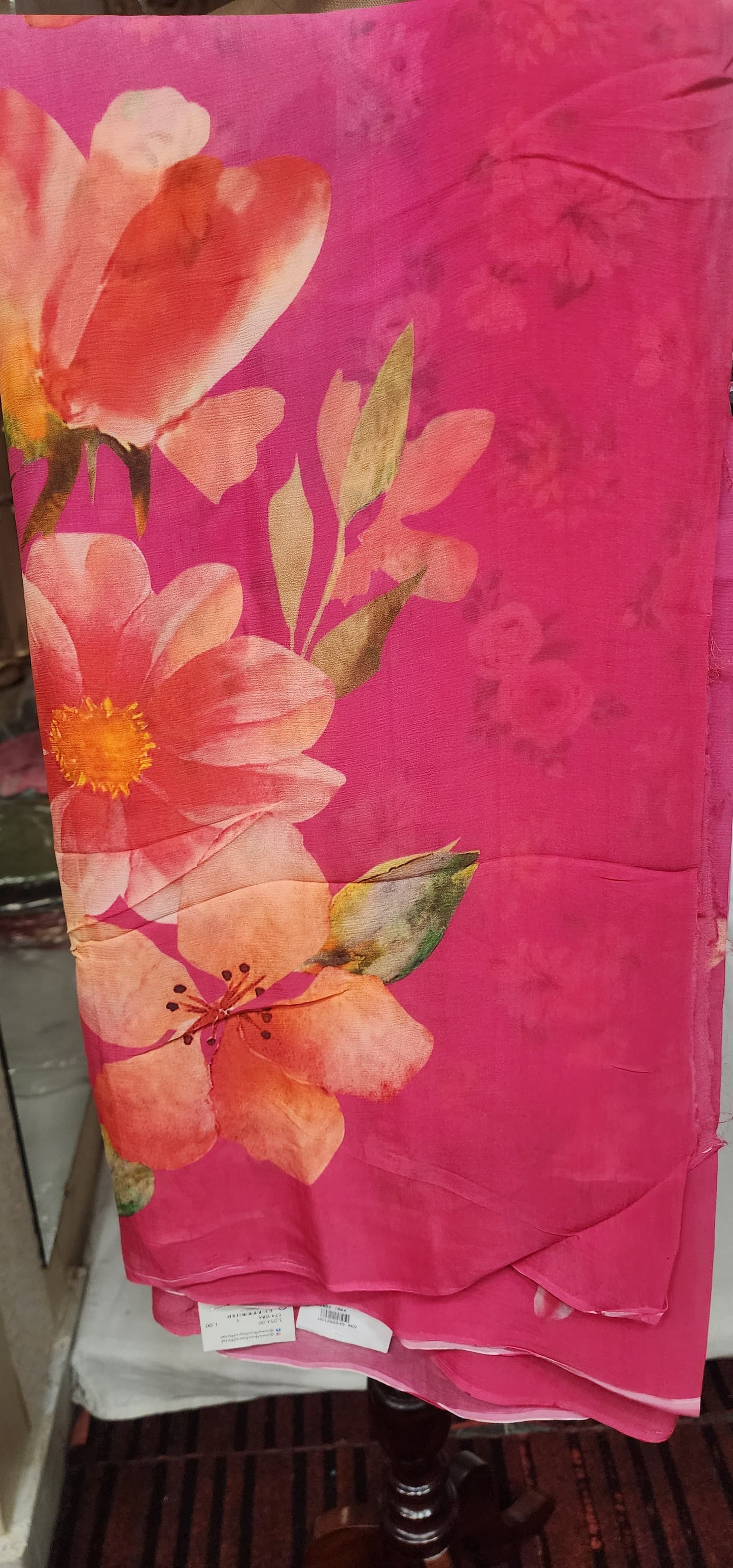 Saree (G000LH)