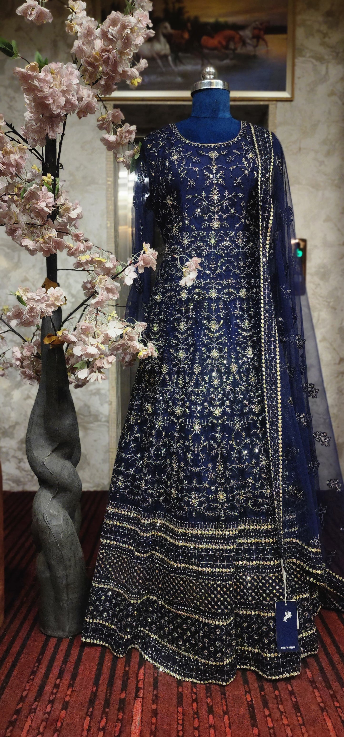 Dress (F000GW)