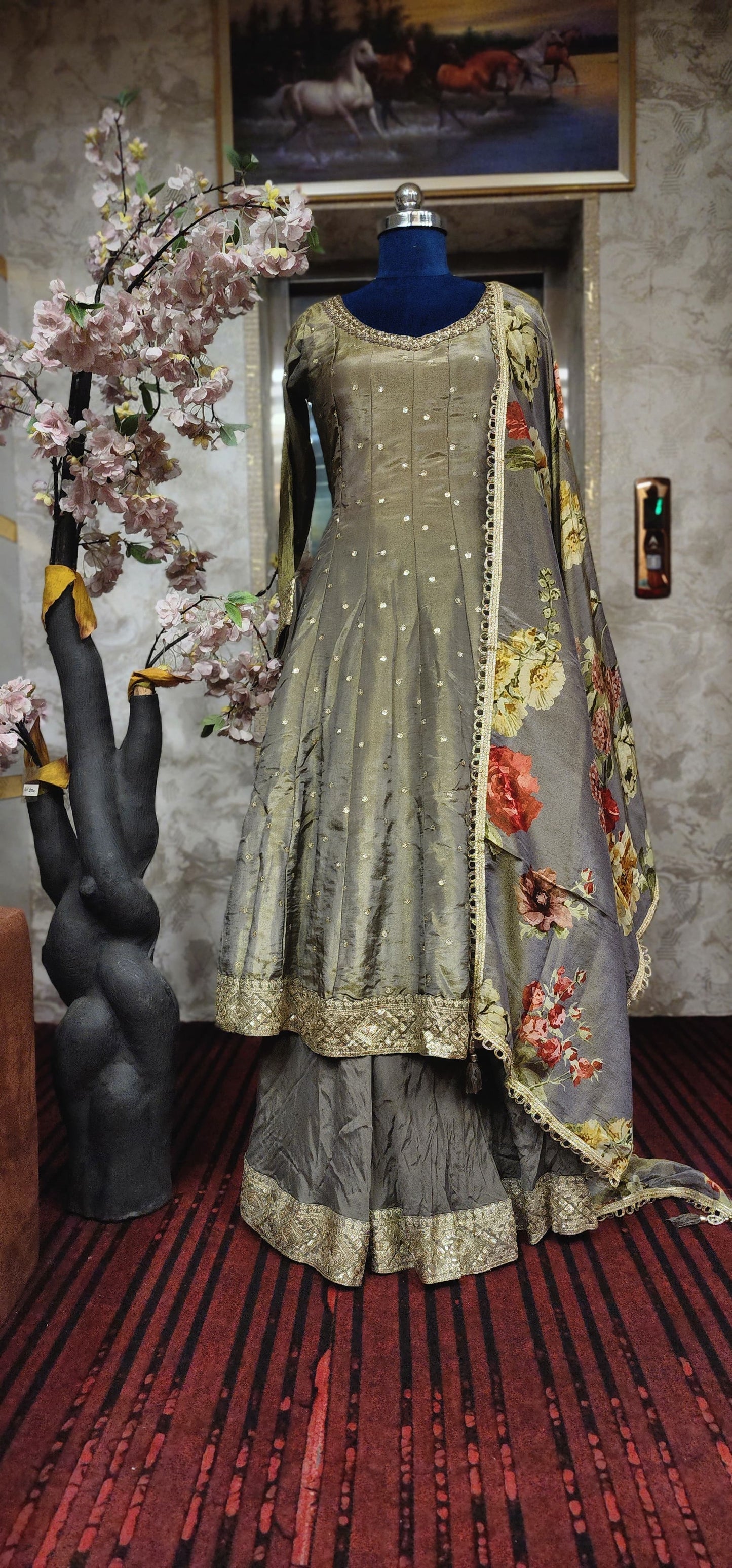 Anarkali Suit (73266)