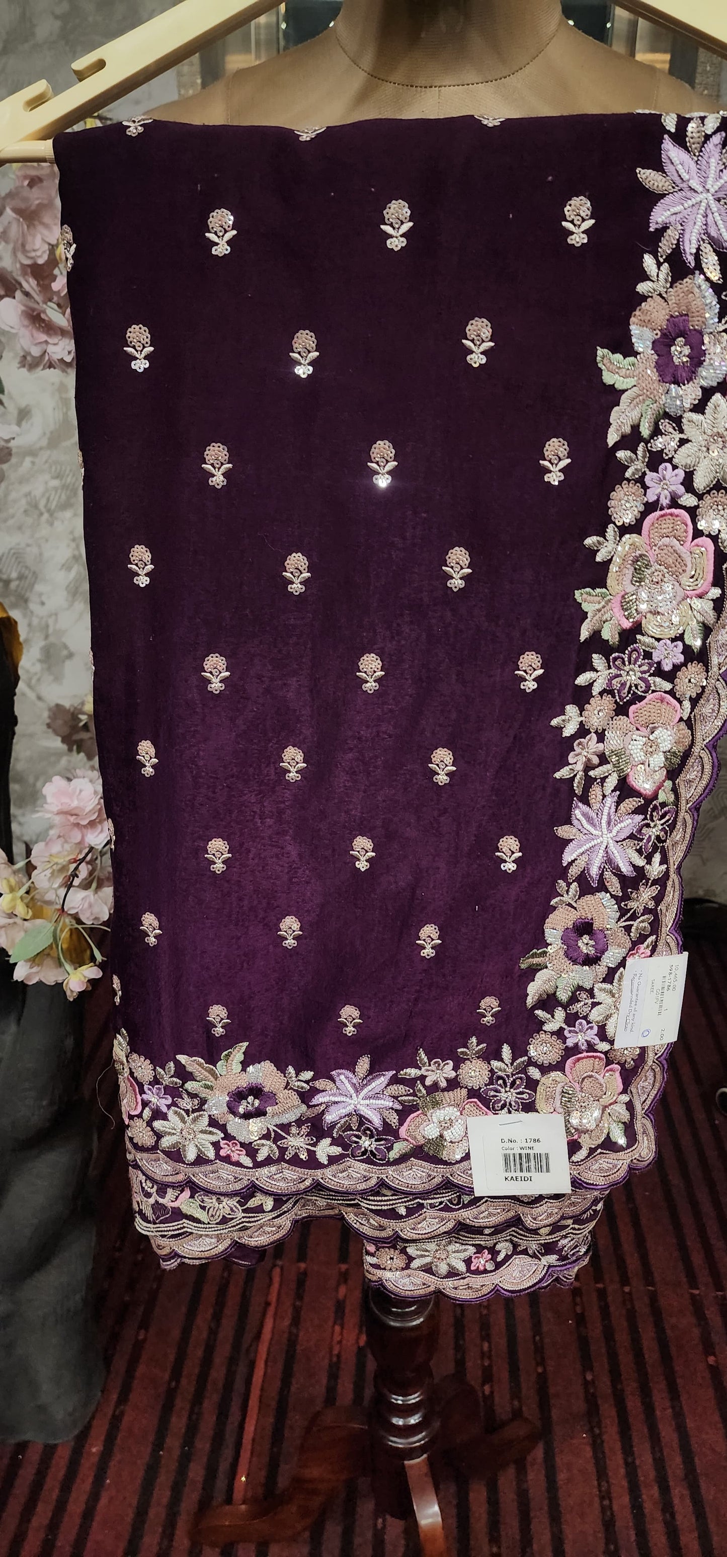 Saree (G01FV)