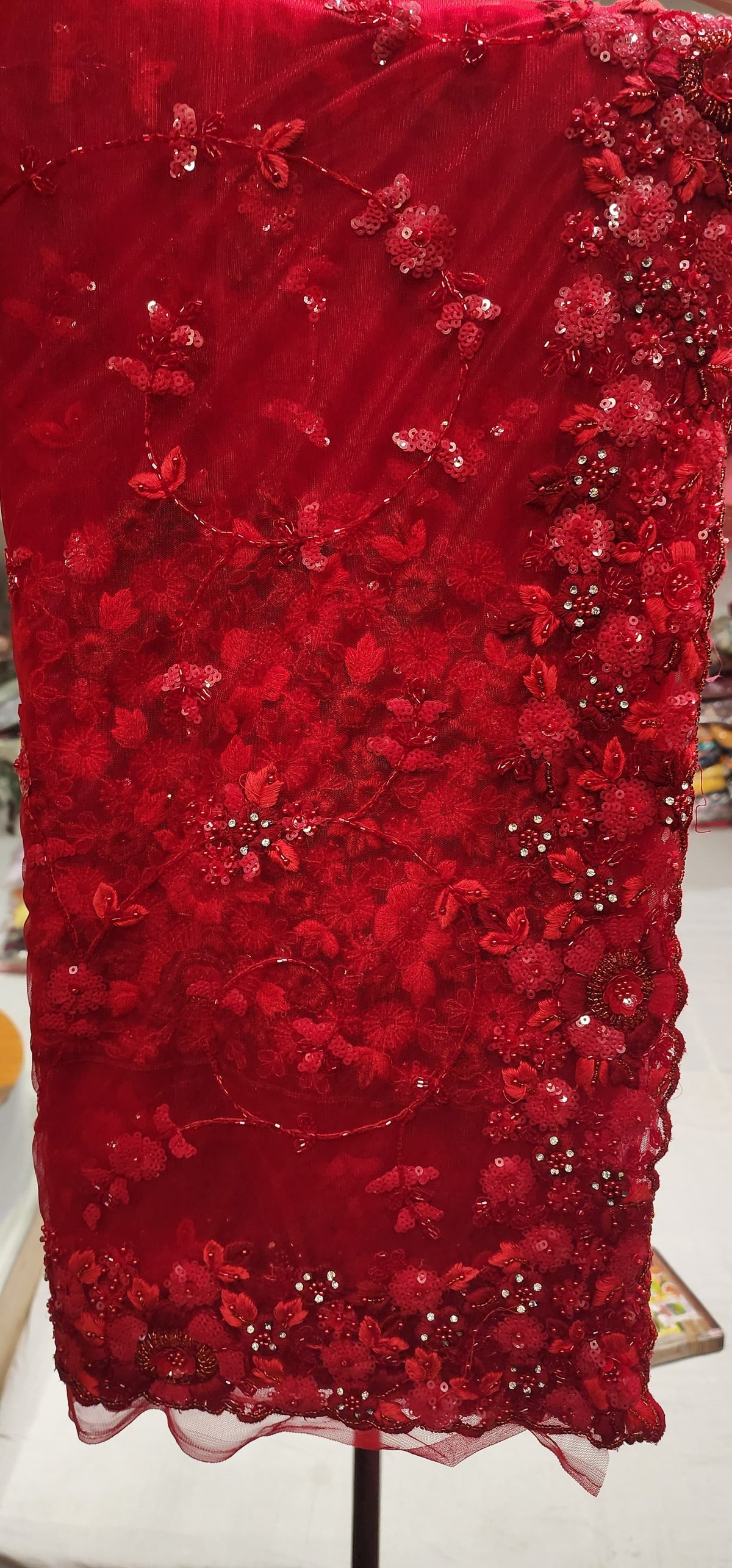 Saree (F000TC)