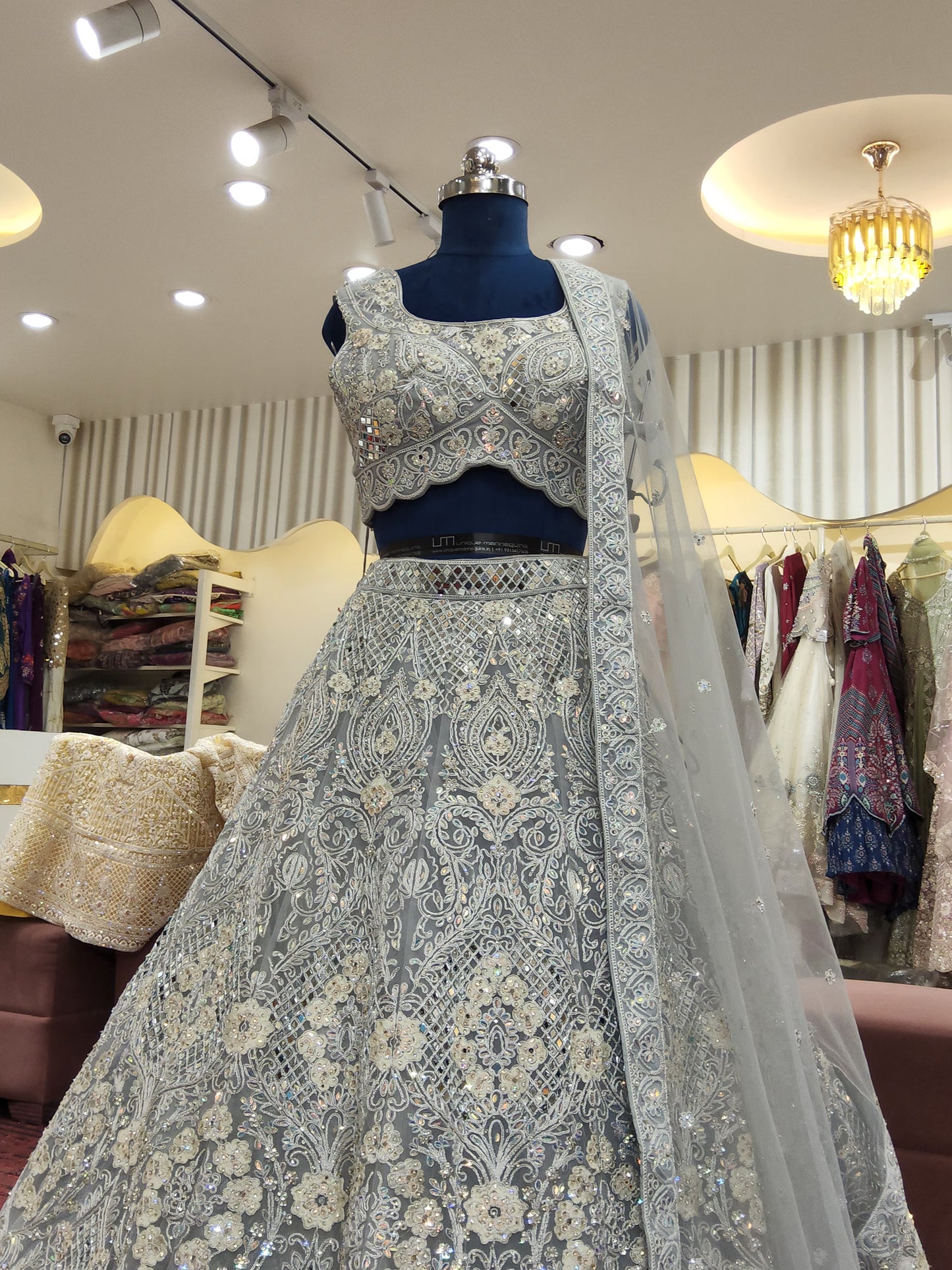 Lehenga (G01GJ)