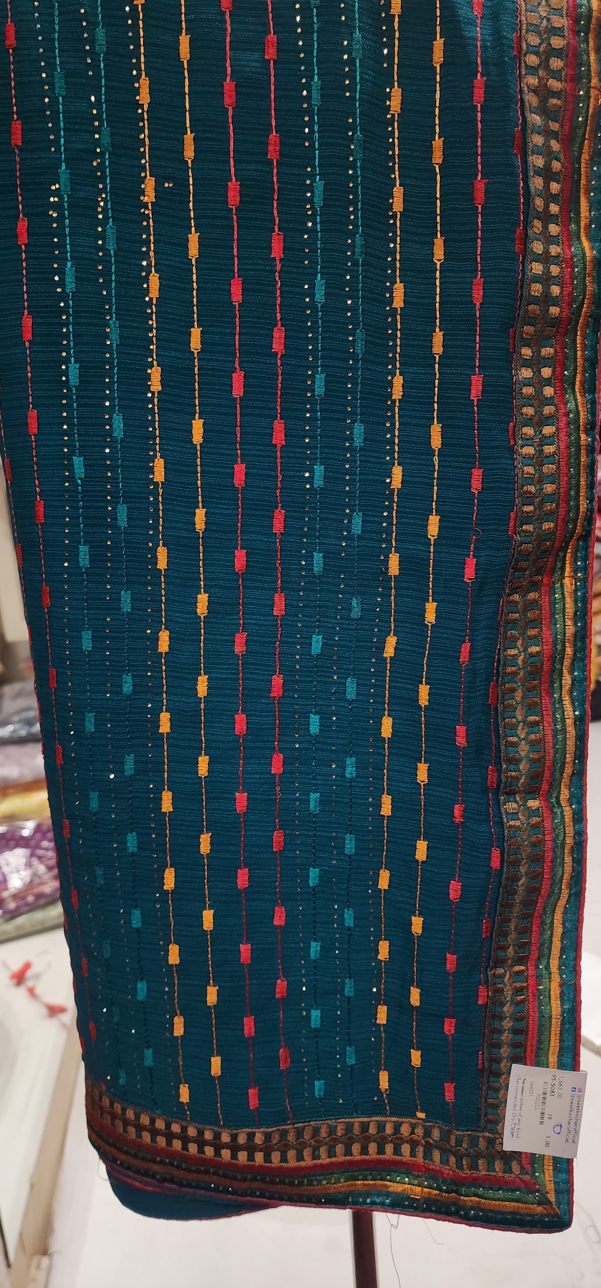 Saree (F002CL)