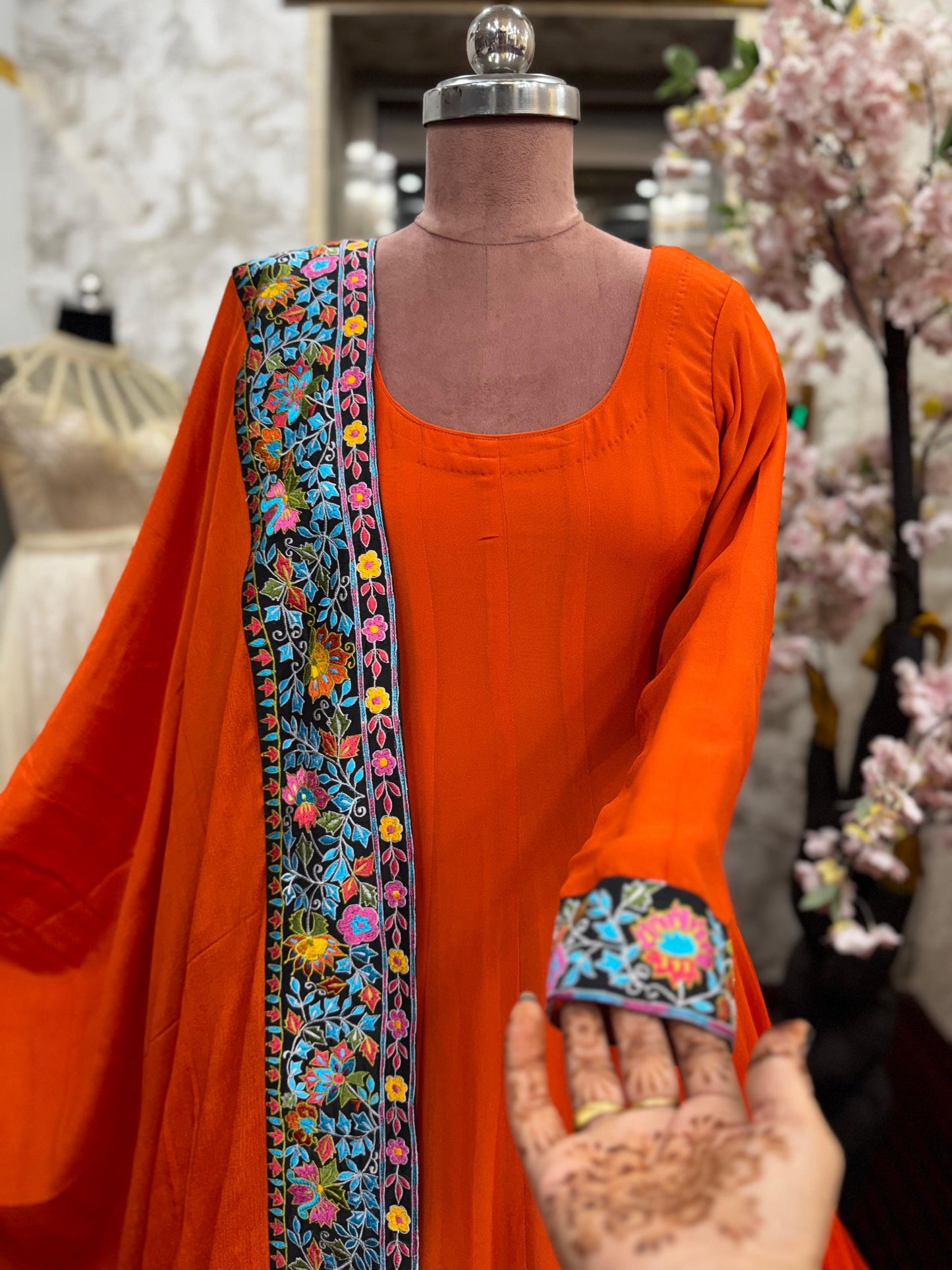 Anarkali suit (M)