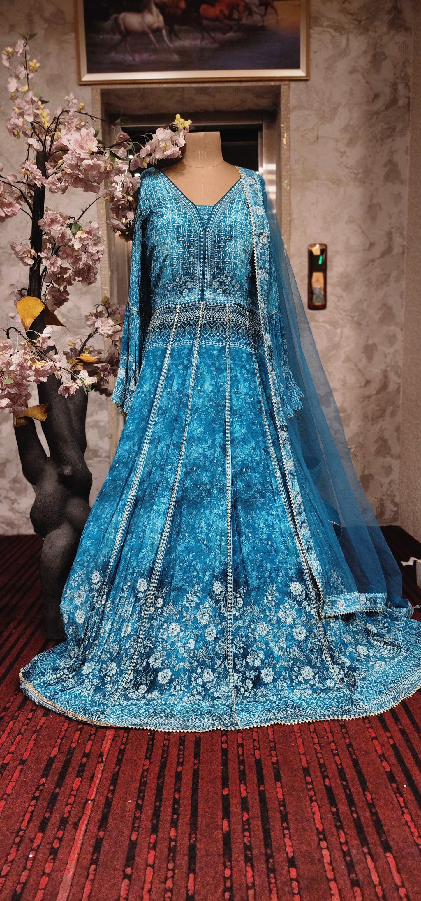 Dress (G0125)