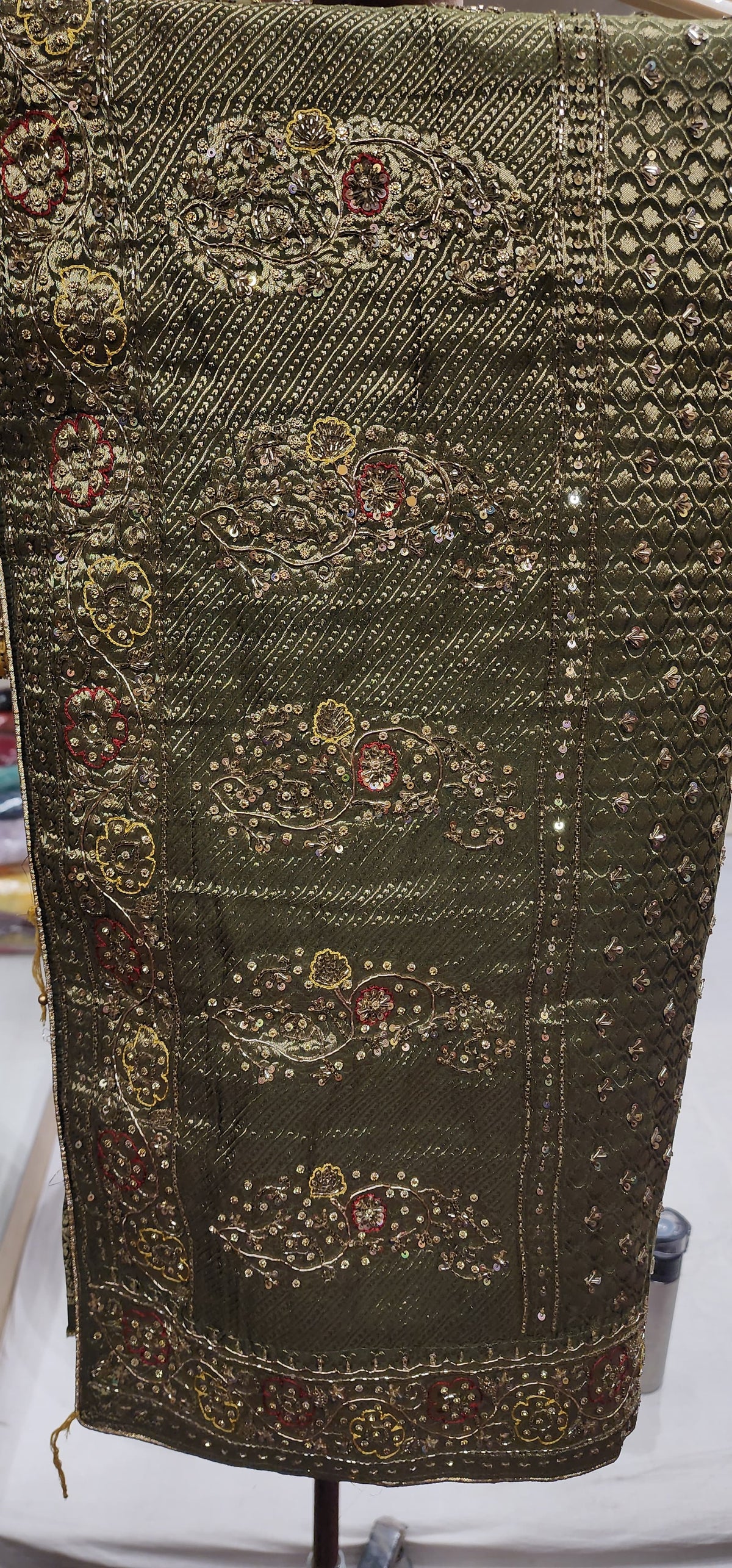 Saree (G01GU)